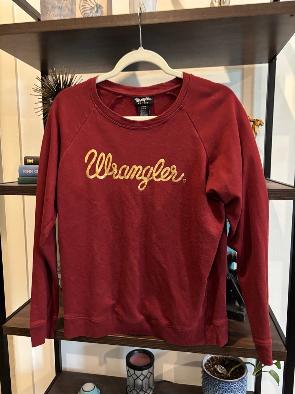 Wrangler Crewneck Burgundy Sweatshirt with Gold Script Logo Medium Western